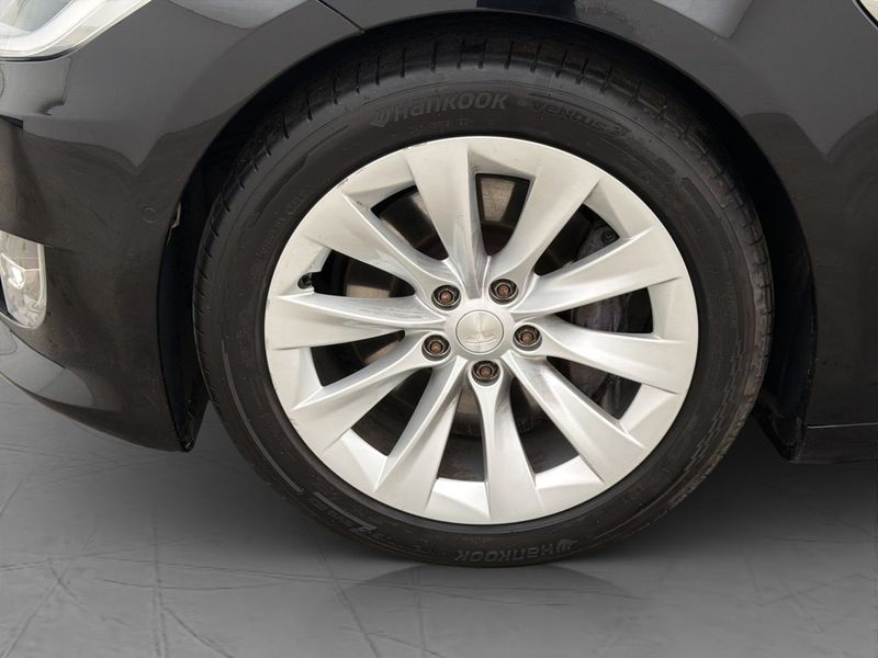 Tesla Model S bild 34