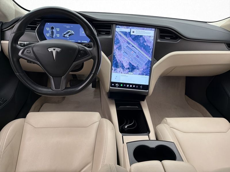 Tesla Model S bild 12