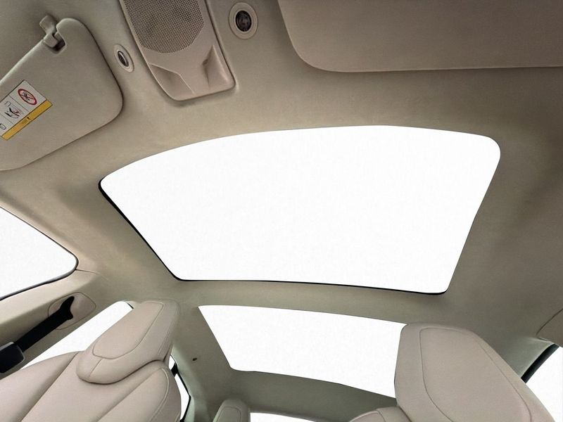 Tesla Model S bild 11