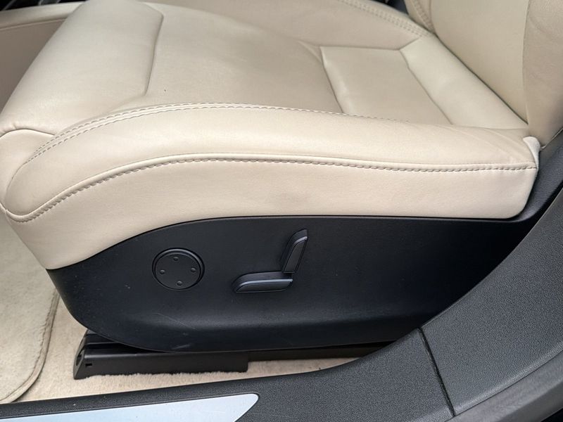 Tesla Model S bild 25