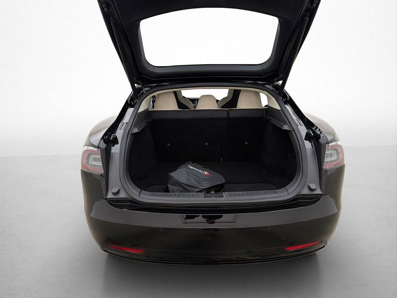 Tesla Model S bild 29