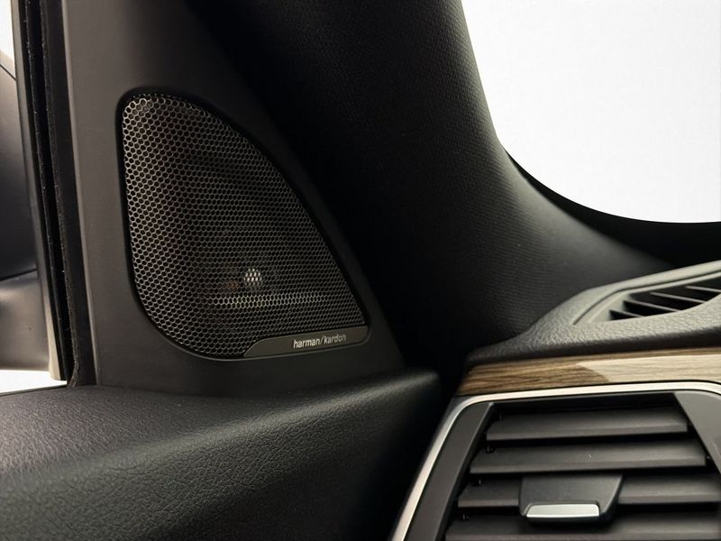BMW 320 bild 14
