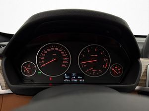 BMW 320 bild 17