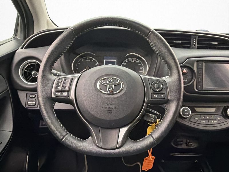 Toyota Yaris bild 17