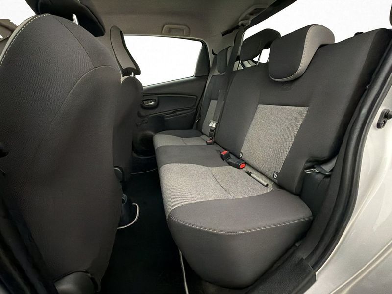 Toyota Yaris bild 15
