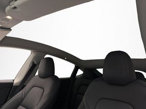 Tesla Model Y bild 23