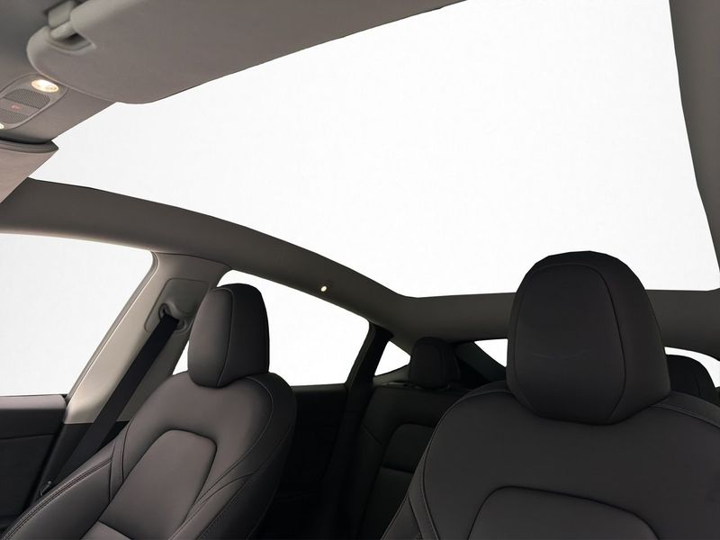 Tesla Model Y bild 23