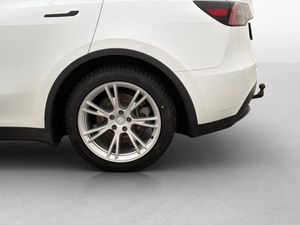Tesla Model Y bild 10