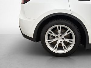 Tesla Model Y bild 11