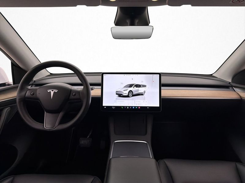 Tesla Model Y bild 19