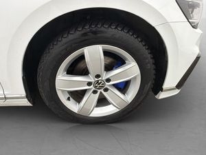 Volkswagen Passat bild 11