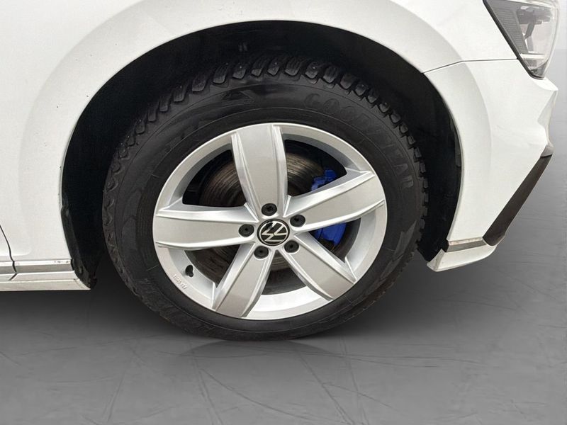 Volkswagen Passat bild 11