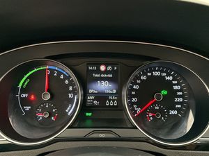 Volkswagen Passat bild 21