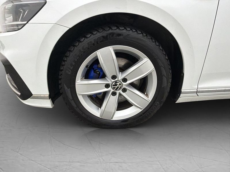 Volkswagen Passat bild 8