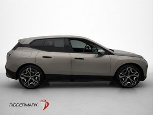 BMW iX bild 10