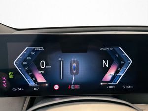 BMW iX bild 26