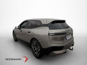 BMW iX bild 6