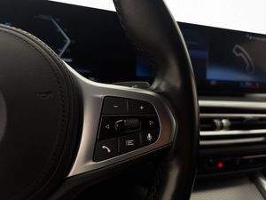 BMW i4 bild 21