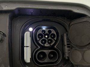 BMW i4 bild 17