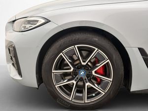 BMW i4 bild 37