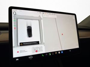 Tesla Model Y bild 26