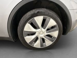 Tesla Model Y bild 34