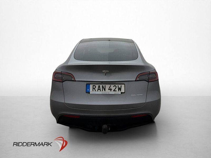 Tesla Model Y bild 8