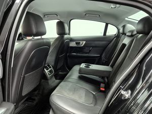 Jaguar XF bild 25