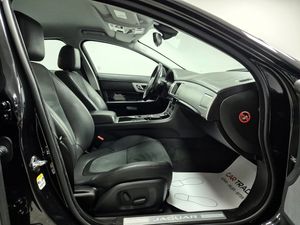 Jaguar XF bild 24