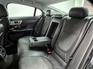 Jaguar XF bild 26