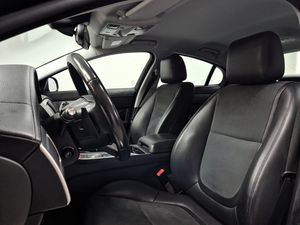 Jaguar XF bild 9