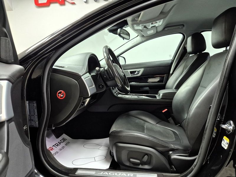 Jaguar XF bild 10