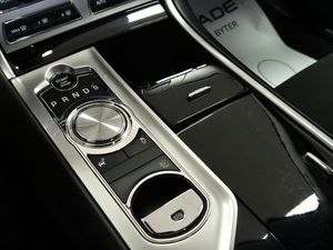 Jaguar XF bild 21