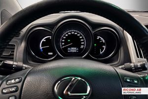 Lexus RX bild 16
