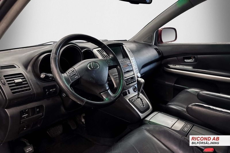 Lexus RX bild 14