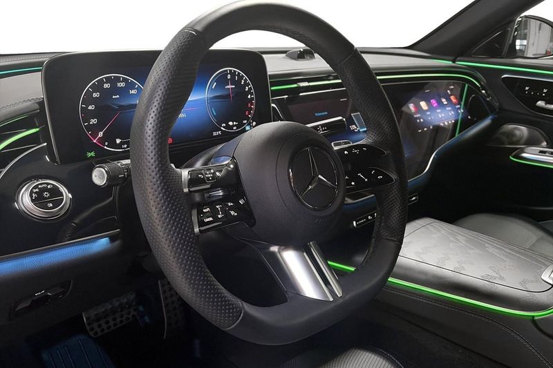 Mercedes E300 bild 9
