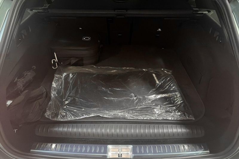 Mercedes E300 bild 25