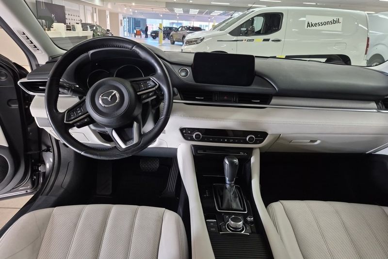 Mazda 6 bild 8
