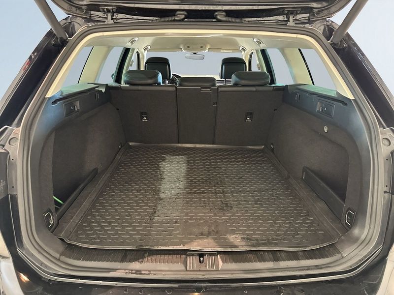Volkswagen Passat bild 12