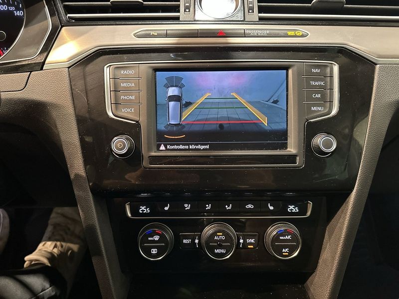 Volkswagen Passat bild 11