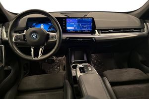 BMW X1 bild 8
