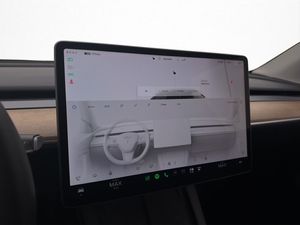 Tesla Model Y bild 28