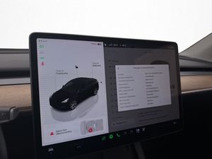 Tesla Model Y bild 25