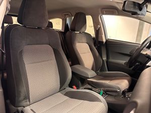 Toyota Auris bild 25