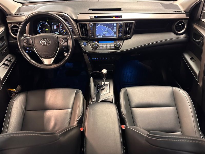 Toyota RAV4 bild 7