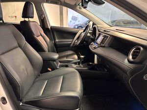 Toyota RAV4 bild 10