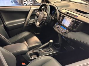Toyota RAV4 bild 9