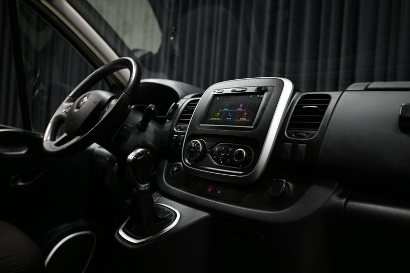 Renault Trafic bild 27