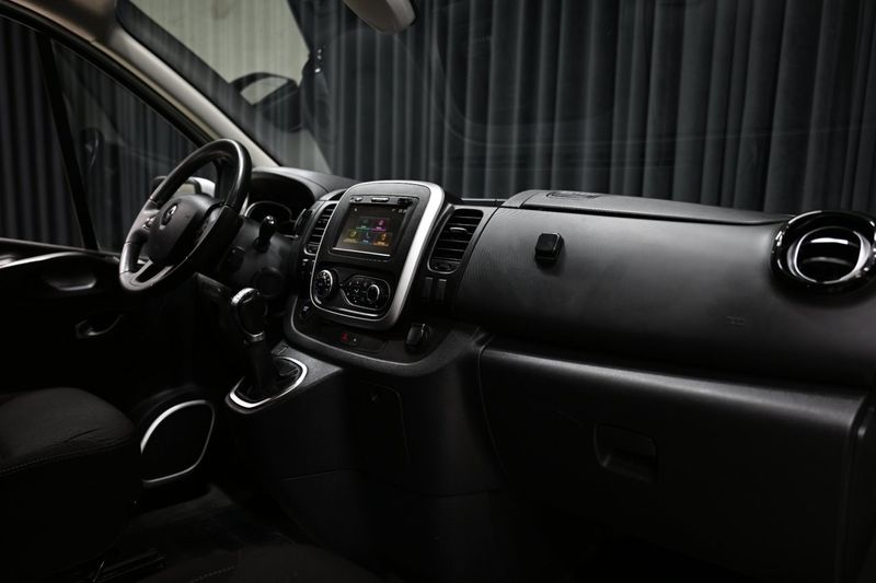 Renault Trafic bild 26