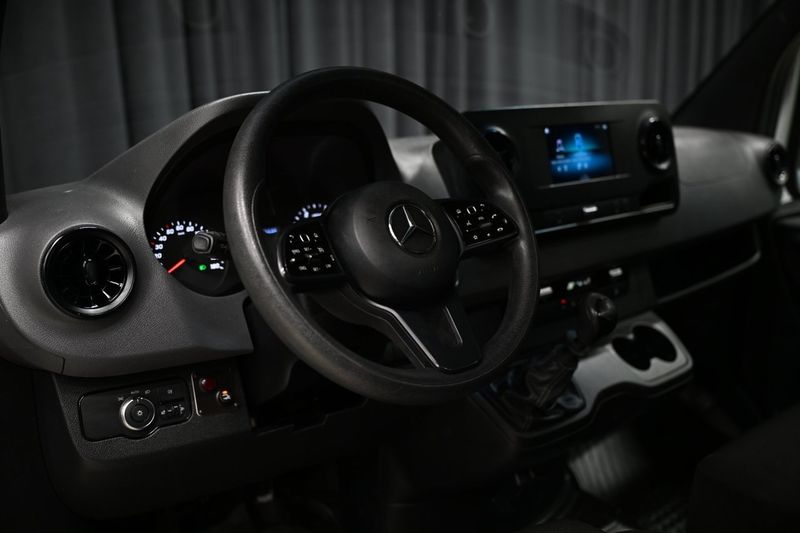 Mercedes Sprinter bild 16